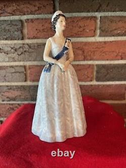 1973 Queen Elizabeth II HN2502 Royal Doulton Figurine Very Rare 240/750