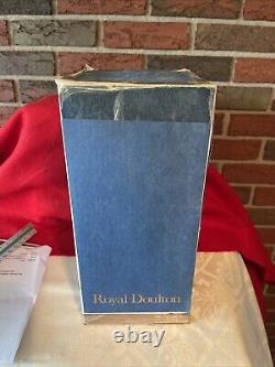 1973 Queen Elizabeth II HN2502 Royal Doulton Figurine Very Rare 240/750