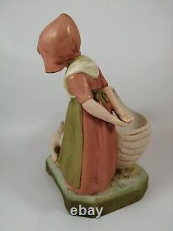A Royal Dux, Dutch girl figurine, c. 1918, very rare