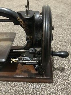 Antique Shakespear Sewing Machine, (The Royal Sewing Machine) Very Rare VINTAGE
