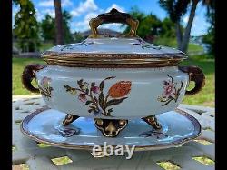 Antique Vase porcelain (gravy boat)England Royal Worcester 1883. Very rare style