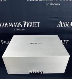 Audemars Piguet Royal Oak AP Watch Steel Box & Display VERY RARE COLLECTIBLE