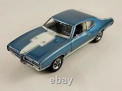 Danbury Mint 1969 Pontiac GTO Coupe ROYAL BOBCAT with VERY RARE BEAUTIFUL PAINT