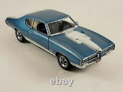 Danbury Mint 1969 Pontiac GTO Coupe ROYAL BOBCAT with VERY RARE BEAUTIFUL PAINT