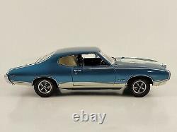 Danbury Mint 1969 Pontiac GTO Coupe ROYAL BOBCAT with VERY RARE BEAUTIFUL PAINT