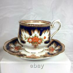 Elegant Very Rare Vintage ROYAL ALBERT Royalty Crown China 15 Piece Luncheon Set