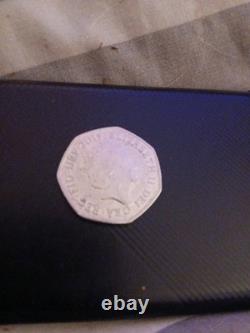 Elizabeth II 50p Fifty Pence Coin royal coat of arm's very rare
