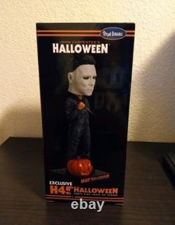 H45 Halloween 1978 Autographed Royal Bobbles Exclusive L. E 24/500 Very Rare