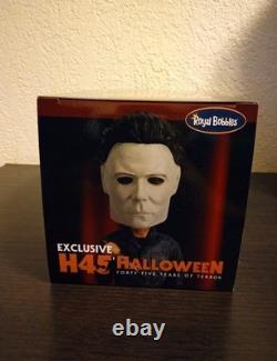 H45 Halloween 1978 Autographed Royal Bobbles Exclusive L. E 24/500 Very Rare