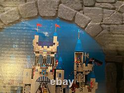 LEGO 10176 Knights Castle Royal Kingdom New Sealed Very Rare