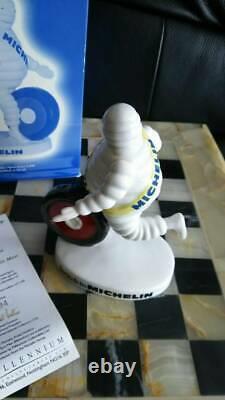 Michelin Bibendum Royal Doulton Ceramic figurine Limited to 2000 Very Rare! 2003