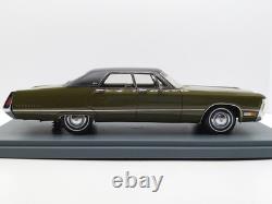 NEO 1/43 Chrysler Imperial Sedan 1971. Very Rare