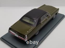 NEO 1/43 Chrysler Imperial Sedan 1971. Very Rare