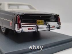 NEO 1/43 Chrysler Imperial Sedan 1975. Very Rare