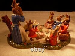 New Very Rare Royal Doulton Bunnykins 2010 Tableau Family Picnic Just 400 Made