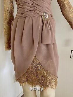 New Victoria Royal Fitted Cocktail Gold Lace Dress Size 4 Very Rare