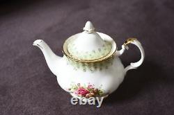 One of a kind Royal Albert Old Country Roses SPRING Large Teapot- very rare