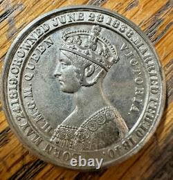 Queen Victoria & Prince Albert Coin Box With 4 Tokens Very Rare And Desirable
