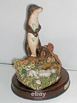 ROYAL DOULTON, OTTER, code DA7, Very Rare, Stunning, 1989, Mint Condition