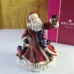 Rare Royal Albert 2009 Christmas Santa music box, with box Very Good Condition