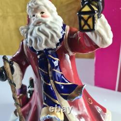 Rare Royal Albert 2009 Christmas Santa music box, with box Very Good Condition