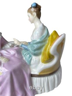 Rare Royal Doulton Heart-To-Heart Vintage Figurine HN2276 Very Pretty & Mint