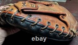 Rare Vintage Royal C349 Catchers Glove Mitt, Two Tone Color Very Good Condition