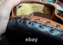 Rare Vintage Royal C349 Catchers Glove Mitt, Two Tone Color Very Good Condition