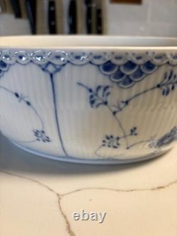 Rare Vintage Royal Copenhagen Blue Soup Tureen with Lid very good condition