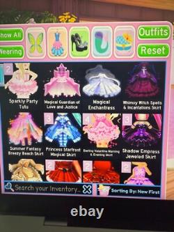 Roblox Royal High MY FULL INVENTORY! (EVERY OLD SET AND VERY RARE STUFF!)