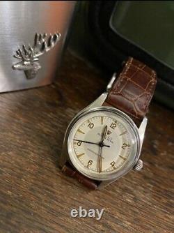 Rolex Oyster Royal 40's Vintage timepiece. Cal 710. Ref 4444.'Very Rare