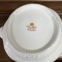 Royal Albert Bone China Heirloom Teapot Vintage Very Rare home kitchen art