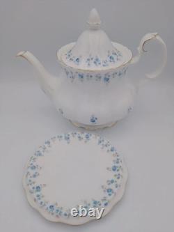 Royal Albert Memory Lane Teapot & Very Rare Teapot Stand Very Good Condition
