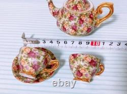 Royal Albert Old Country Rose Chintz Collection Miniature, a very rare item