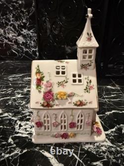 Royal Albert Old Country Roses Electric Light Up Church VERY RARE! READ PLEASE Royal Albert Old Country Roses Electric Light Up Church VERY RARE! READ PLEASE