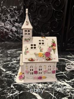 Royal Albert Old Country Roses Electric Light Up Church VERY RARE! READ PLEASE