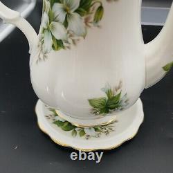 Royal Albert TRILLIUM Coffee Pot with Trivet Very RARE