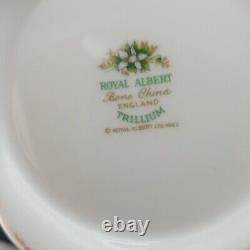 Royal Albert TRILLIUM Coffee Pot with Trivet Very RARE