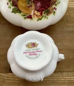 Royal Albert Very Rare Holiday Old Country Roses Teapot Sugar And Creamer Set
