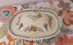 Royal Cauldon, c. 1930 very rare Badminton pattern serving bowl with lid