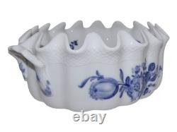 Royal Copenhagen Blue Flower Curved, very rare Monteith
