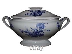 Royal Copenhagen Blue Flower large and very rare soup tureen from 1800-1810