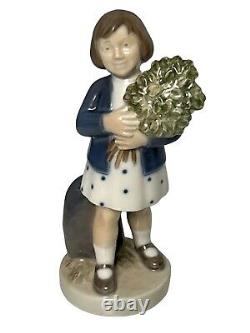 Royal Copenhagen Girl With Flower Bouquet Figurine 4527 Very Rare Mint