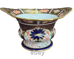 Royal Crown Derby Old Imari Bowl with Handle Cir 1911 Very Rare 6 1/2 In x 4 In