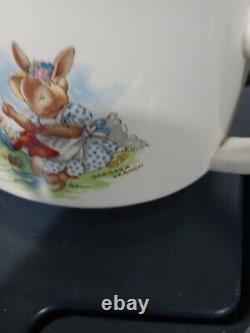 Royal Doulton Bunnykins TEA POT Barbara Vernon Playing Ball 1954-1958 VERY RARE