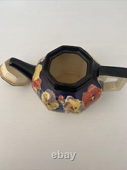 Royal Doulton D4049 Teapot Very Rare Excellent Condition Aus Postage