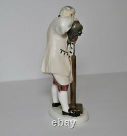 Royal Doulton, HN2239 The Wigmaker Of Williamsburg. Simply perfect. Very Rare