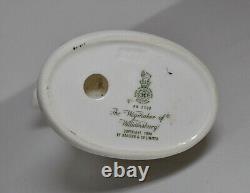 Royal Doulton, HN2239 The Wigmaker Of Williamsburg. Simply perfect. Very Rare