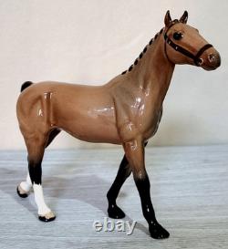 Royal Doulton Hackney Pony Very Rare Bay Gloss Vintage Model No. H261 Vgc