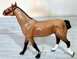 Royal Doulton Hackney Pony Very Rare Bay Gloss Vintage Model No. H261 Vgc